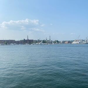 Meet your Posher, Tiffany